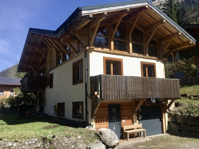 Morzine Chalet In Morzine, Auvergne Rhône Alpes, France For Sale (12947334)