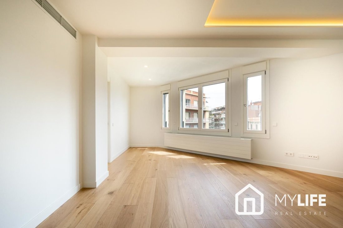 Apartment in Eixample, Barcelona, Spain 2 - 12948006