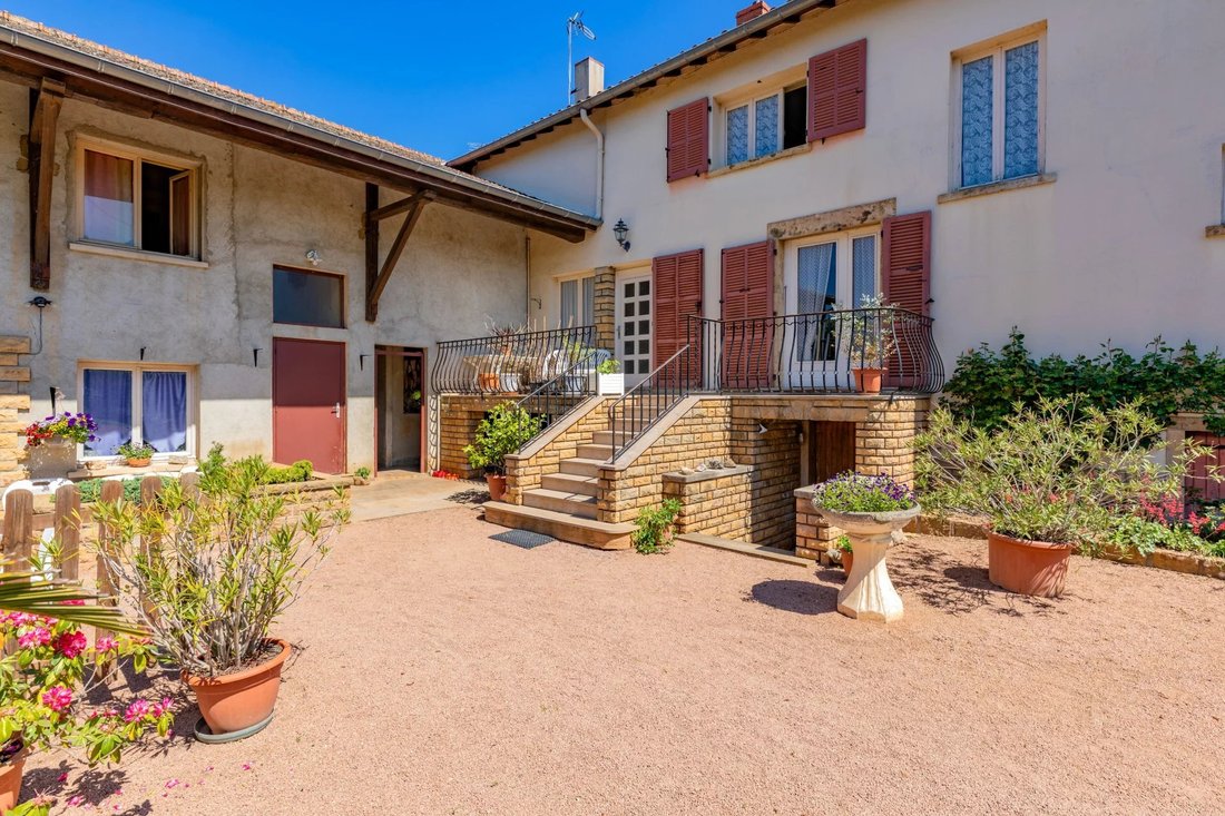 Cluny House In Cluny, Bourgogne Franche Comté, France For Sale (12948283)