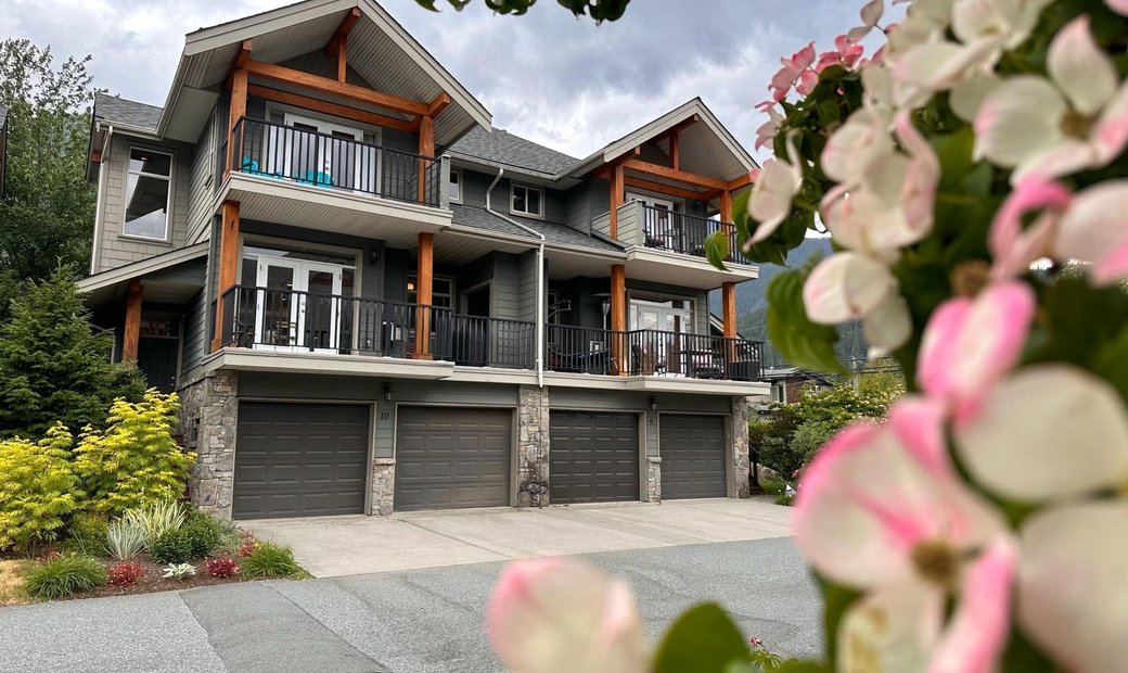 10 39758 Government Road, Squamish, In Squamish, Britisch Kolumbien