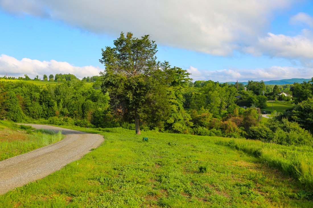 10 Red Mountain Road In Salisbury, Connecticut, United States For Sale