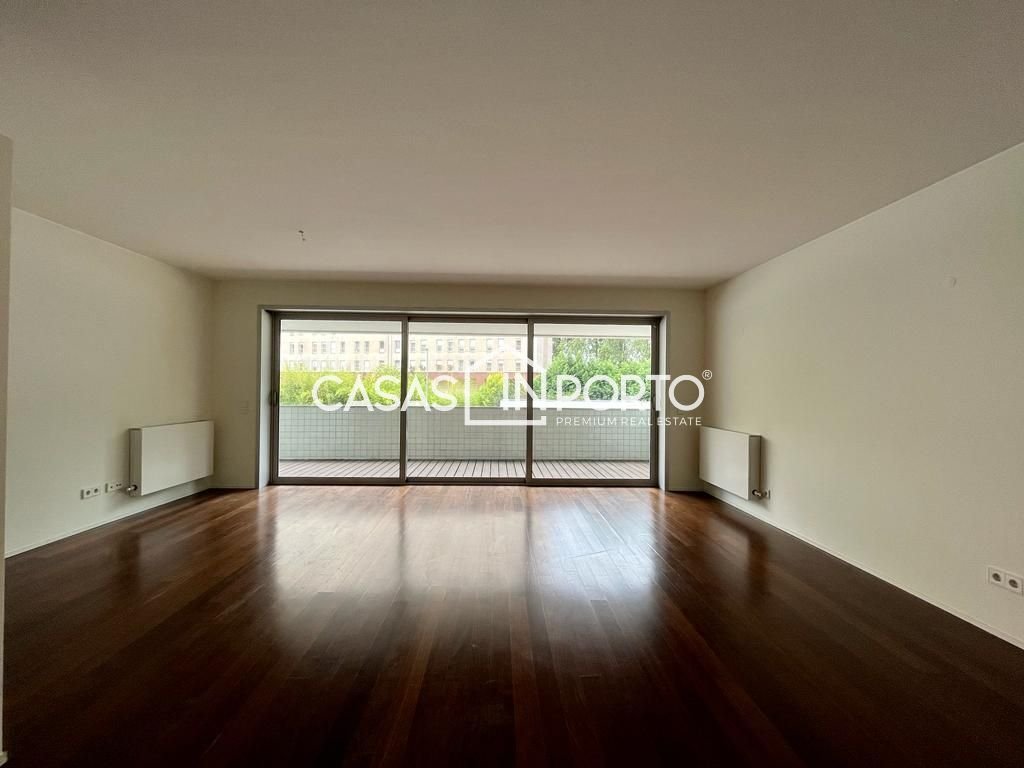 Apartment in Lordelo do Ouro e Massarelos, Porto District, Portugal 4 - 12951604