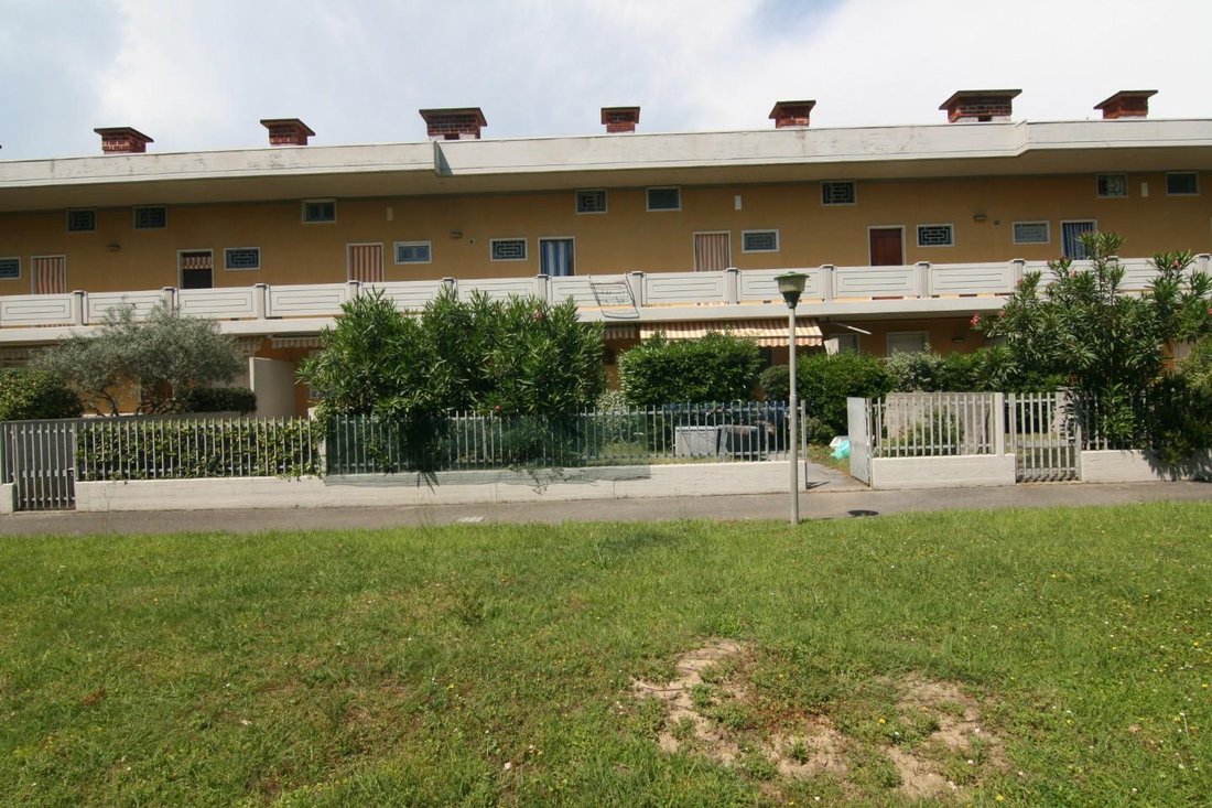 Apartment in Marina di Carrara, Tuscany, Italy 2 - 12951997