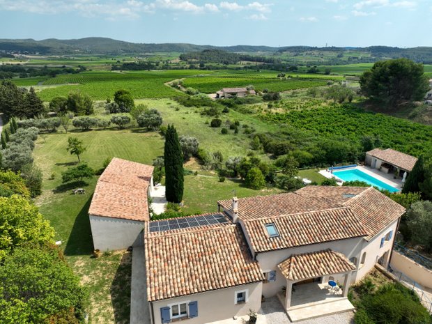 Luxury homes with garden for sale in Le Pouget, Occitanie, France ...