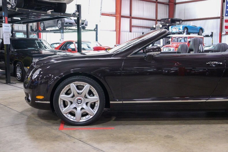 Cabriolet in Grand Rapids, Michigan, United States 2 - 12952508