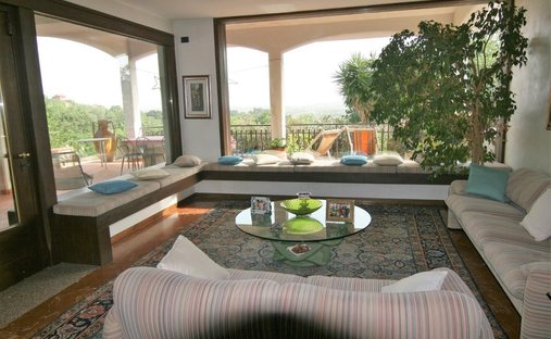 Villa in Cerreta, Liguria, Italy 1