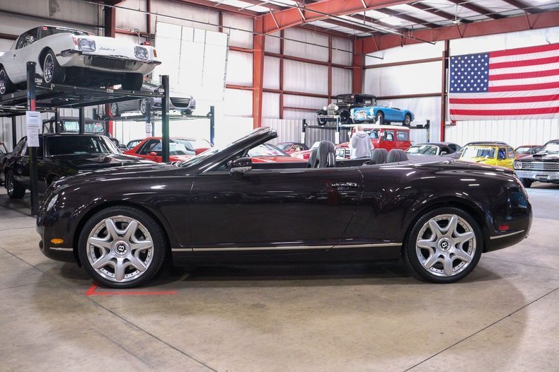 Cabriolet in Grand Rapids, Michigan, United States 3 - 12952508