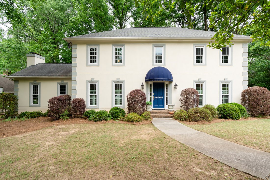 Beautiful Home In One Of John Creeks Most In Alpharetta, United States For Sale (12950262)