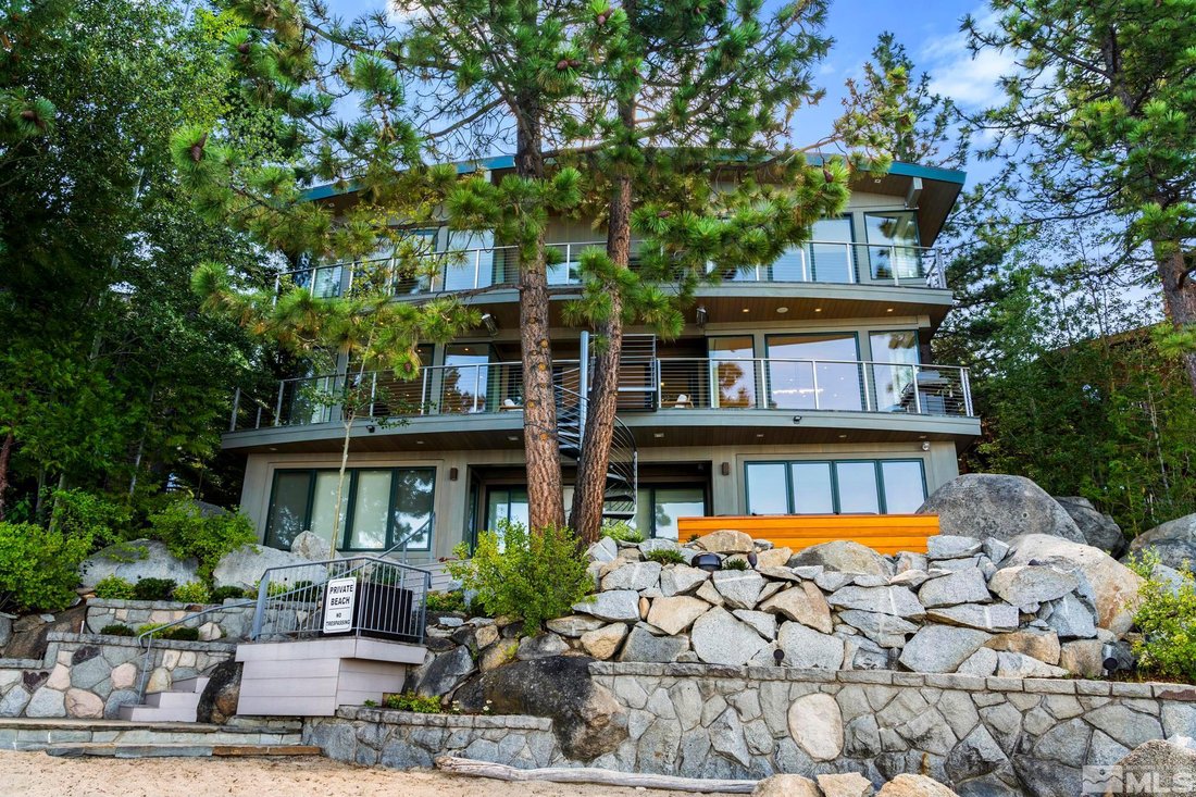 6 Bedrooms Single Family Detached In Glenbrook, Nevada, United States