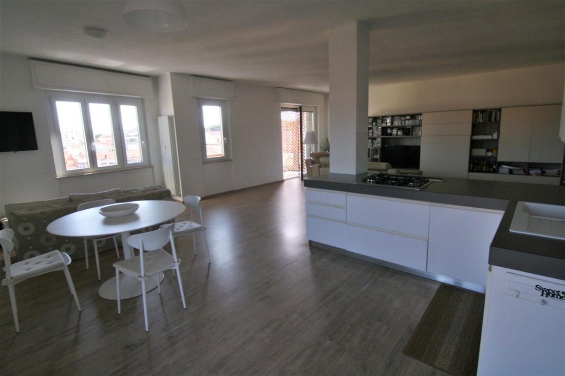 Apartment in Marina di Carrara, Tuscany, Italy 4 - 12952118
