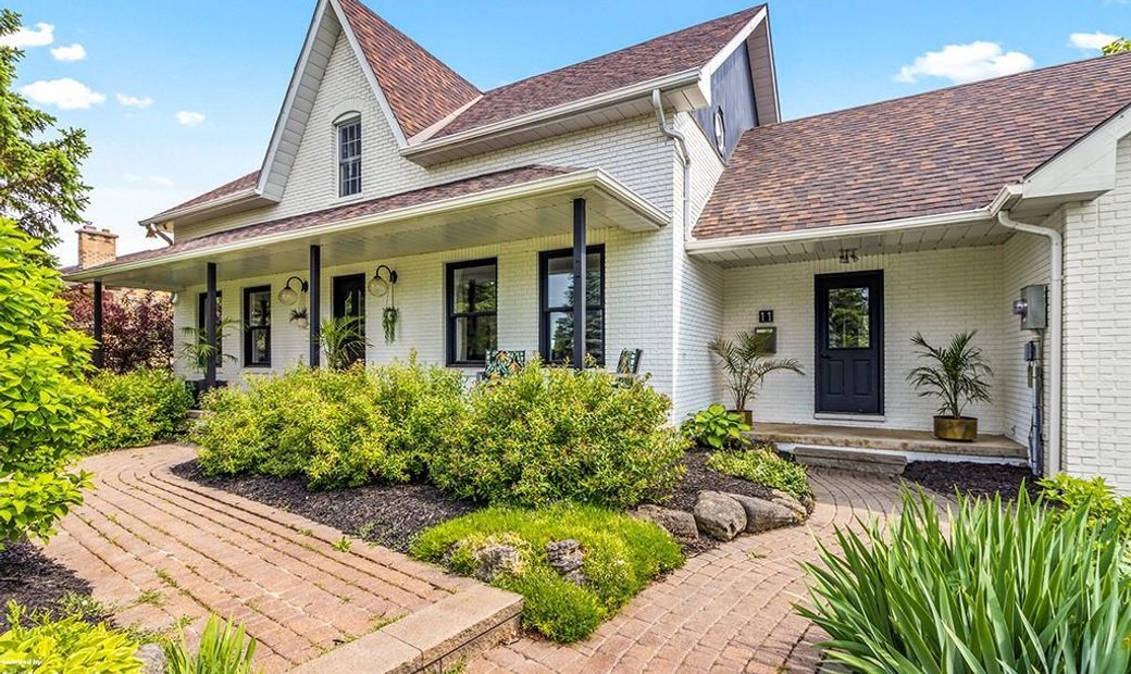 Great Neighborhood In Nottawa, Ontario, Canada For Sale (12957684)