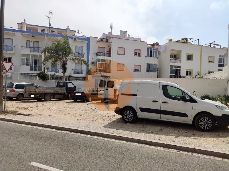 Urban Land For Construction Of Multifamily In Santa Luzia, Algarve