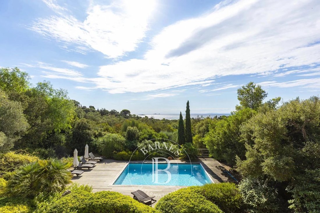 Porto Vecchio, Villa 5 Rooms, Pool, Rl336, U In Porto Vecchio, Corsica