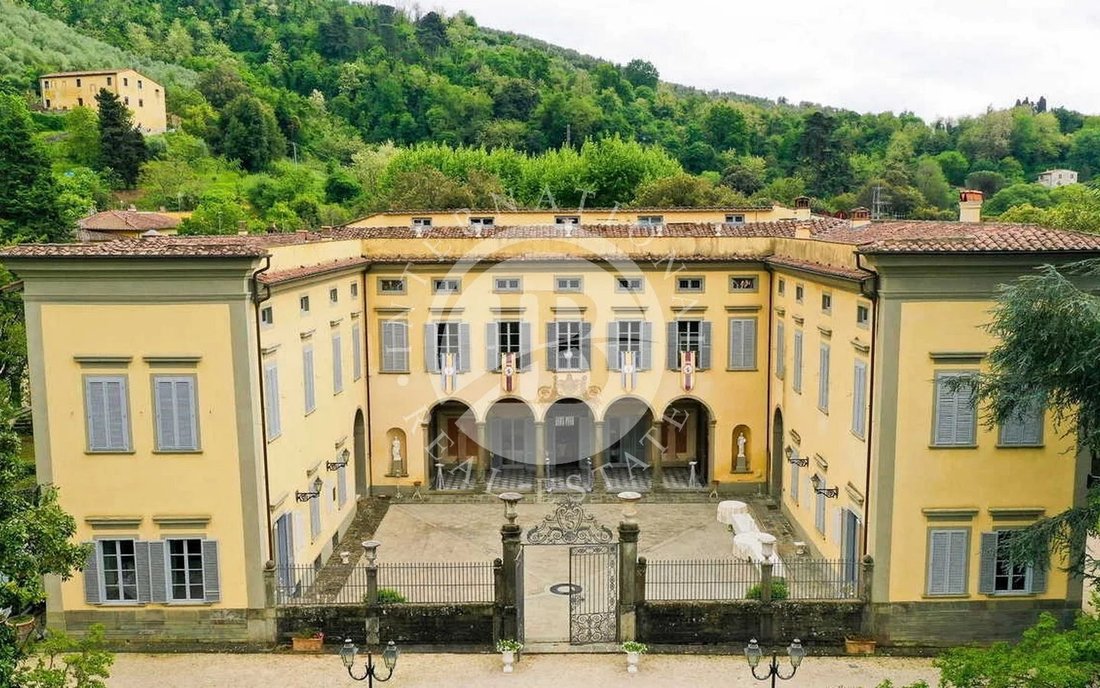 Villa in Porta a Lucca, Pisa, Tuscany 2 - 12952485