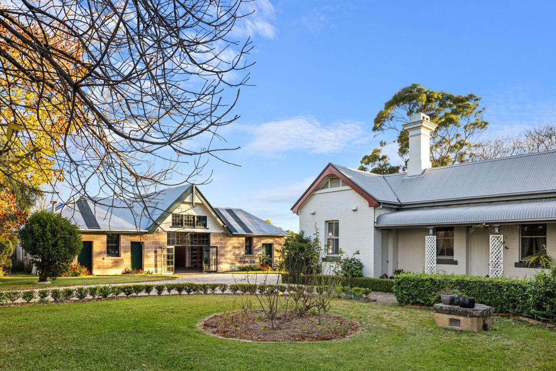 'Pelerin' 30 Edinburgh Avenue, In Singleton, New South Wales, Australia