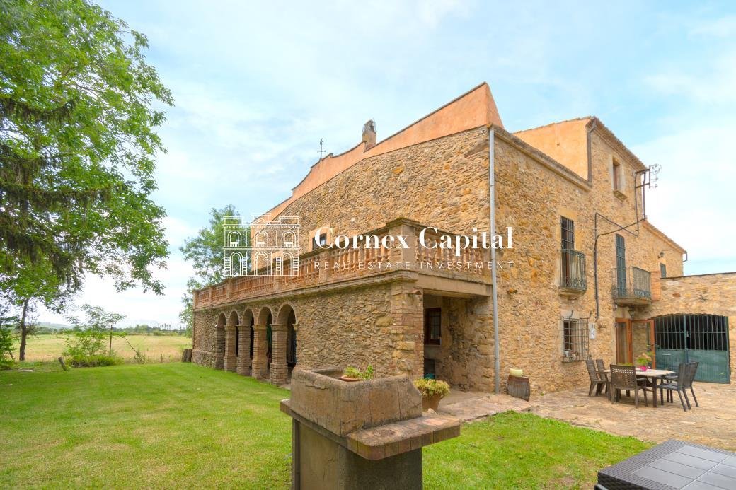 Country House in Peratallada, Forallac, Catalonia 4 - 12960071