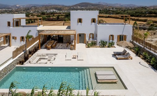 Villa in Naxos, Aegean, Greece 1