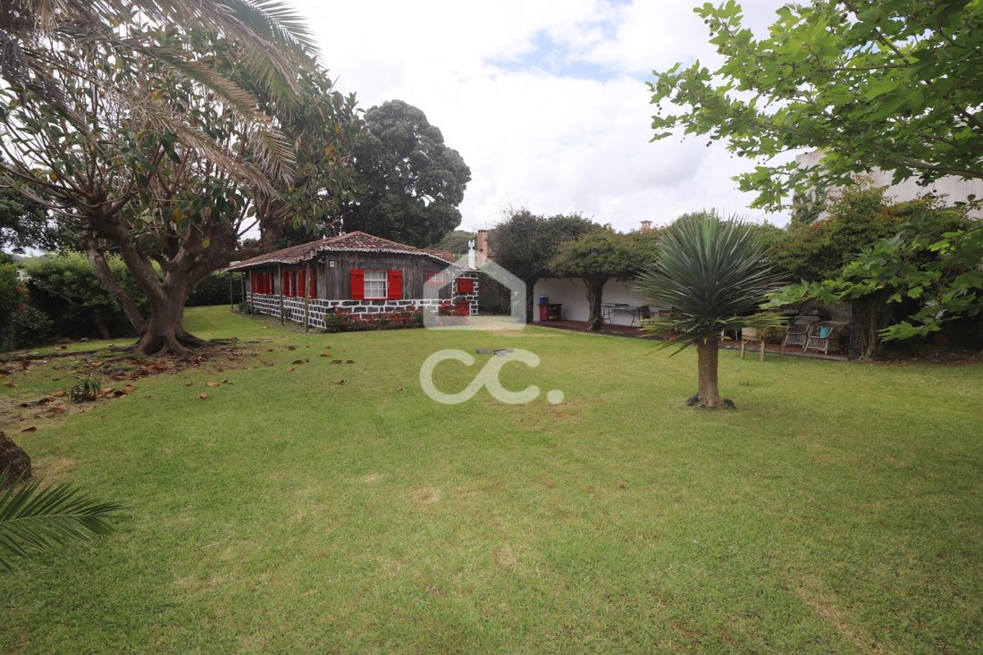 House With 3 Bedrooms Face Of The Dog In Ponta Delgada, Azores