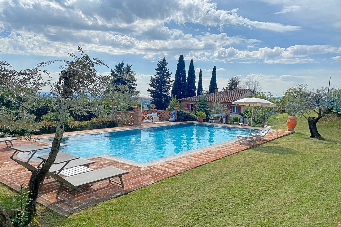 Country House in Castiglion Fiorentino, Tuscany, Italy 1 - 12958611