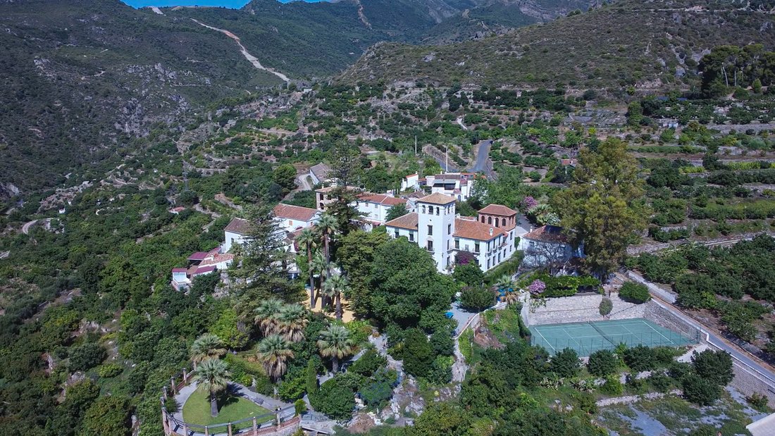 Andalusia’s Timeless Crown: A Palace Where History Breathes & Legends Linger
