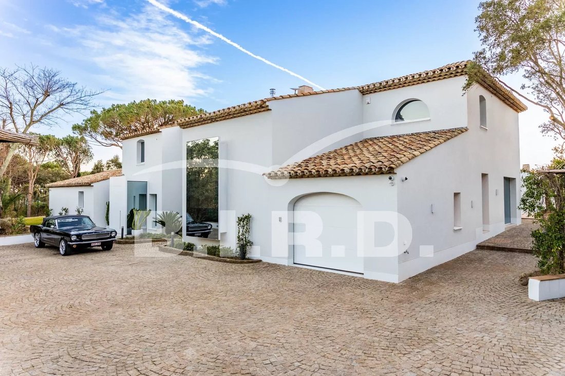 Luxury Villa In The Baie Of St In Grimaud, Provence Alpes Côte D'azur, France For Sale (12963405)