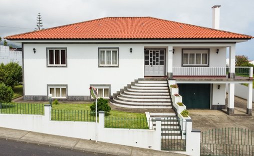 House in Vila Franca do Campo, Azores, Portugal 1