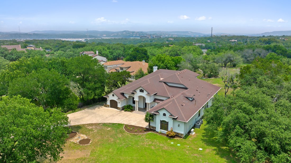 Exclusive Oasis In Lake Travis Isd In Austin, Texas, United States For