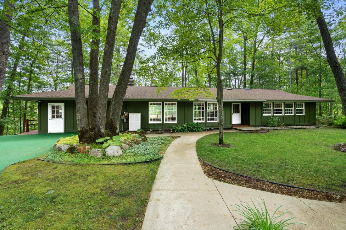 River Front Ranch In Indian River, Mi, United States For Sale (12961823)