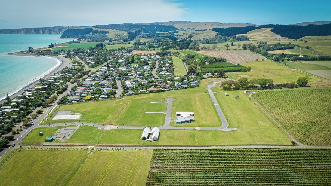 Te Awanga Terraces In Te Awanga, Hawke's Bay, New Zealand For Sale