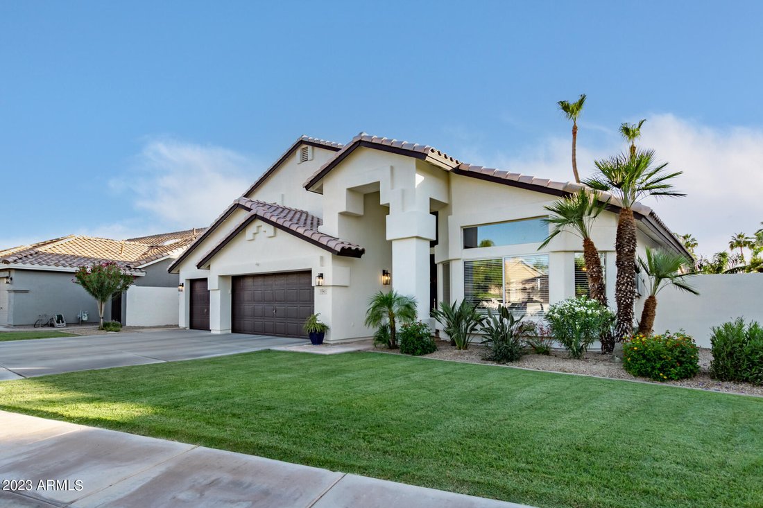 5 Bedrooms Single Family Detached In Sun Lakes, Arizona, United States