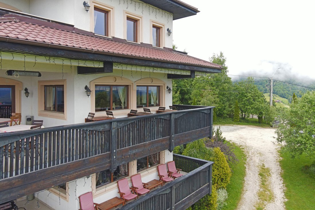 House in Peștera, Brașov County, Romania 5 - 12964608