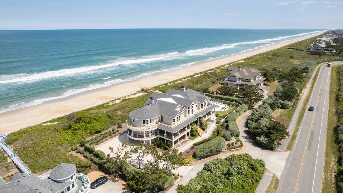 Outer Banks Premier Luxury Oceanfront In Corolla, North Carolina