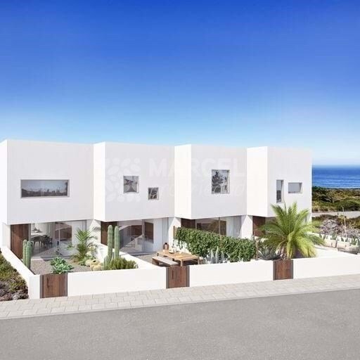 Modern Three Storey Two Bed In Praia De Monte Clérigo, Algarve