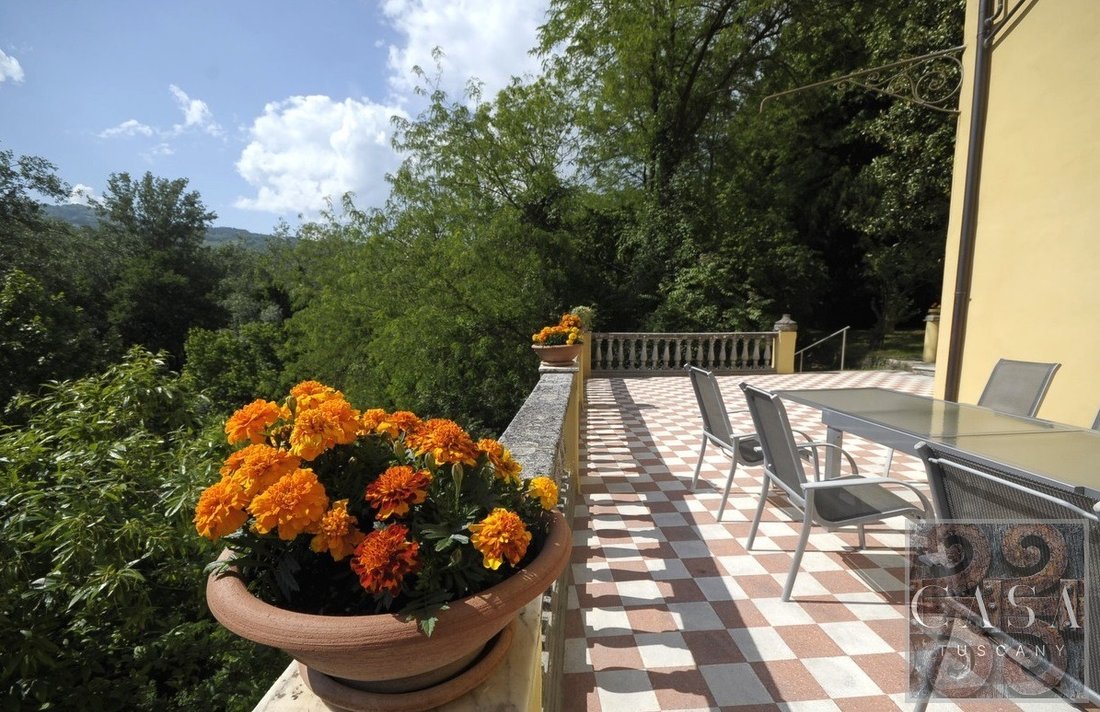 Barga Villa In Barga, Tuscany, Italy For Sale (12965029)