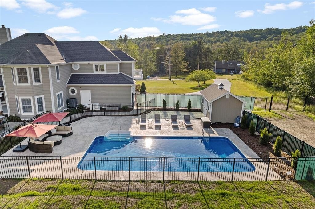 Single Family Detached Vestal In Vestal, New York, United States For