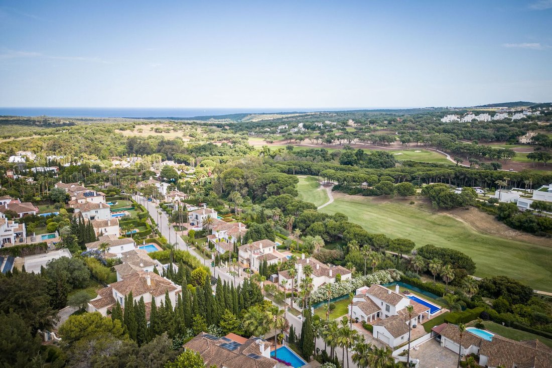 Villa a Sotogrande, San Roque, Andalusia 2 - 11888519