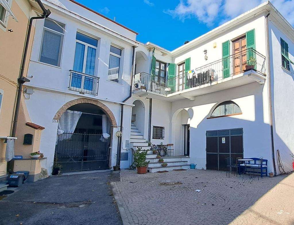 House in Bastia, Albenga, Liguria 1 - 12966393