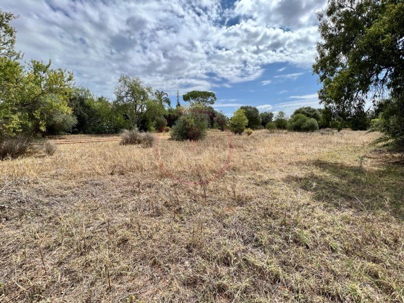 Land for sale in Loulé, Portugal — €590,000