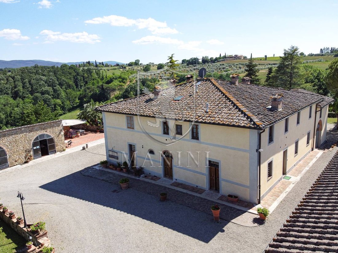Country House in Poggibonsi, Tuscany, Italy 3 - 12966922