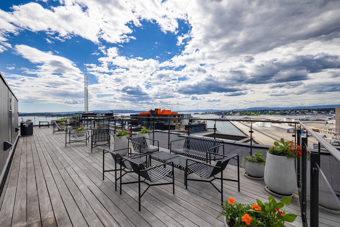 2 Bedroom Waterfront Apartment With Sunny In Sentrum, Oslo, Norway For Sale (12968259)