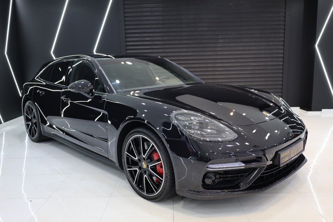 Sedan in Dubai, Dubai, United Arab Emirates 3 - 12968086