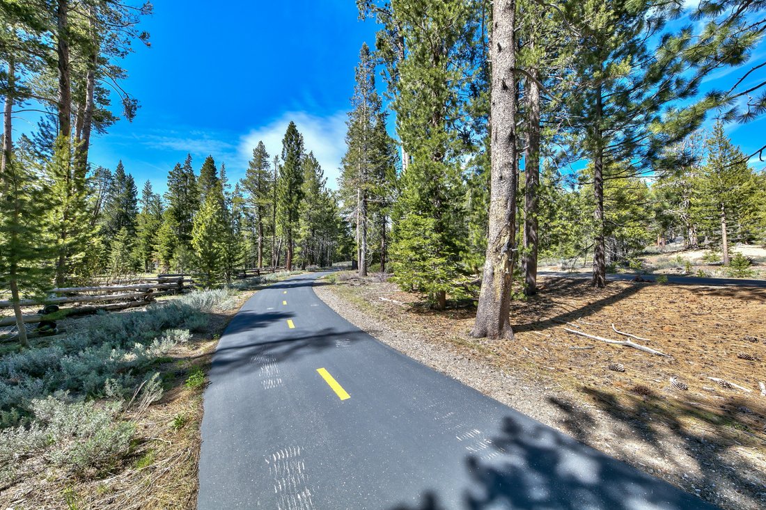 Land in South Lake Tahoe, California, United States 3 - 12968158