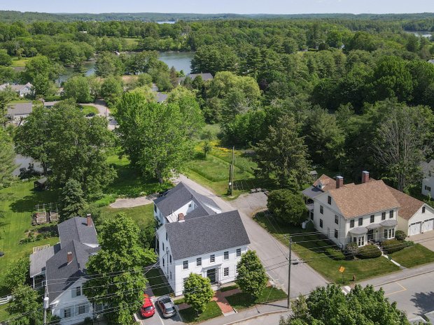 Luxury apartments for sale in Damariscotta, Maine | JamesEdition