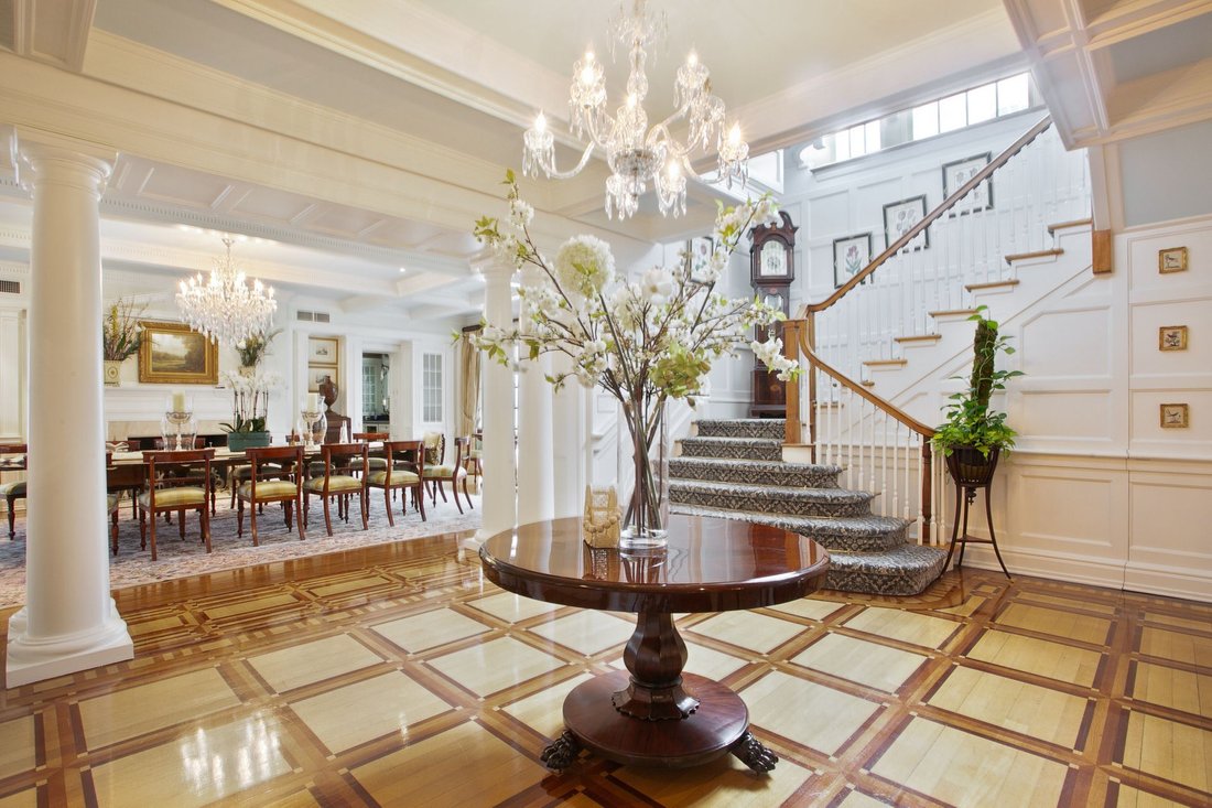 Resort Style Living In Ardsley Park In Irvington, New York, United