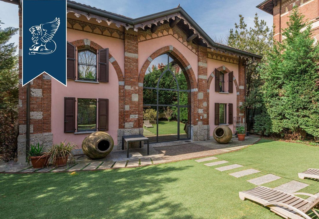 Stunning Period Estate For Sale In Monza's Town In Monza, Lombardy