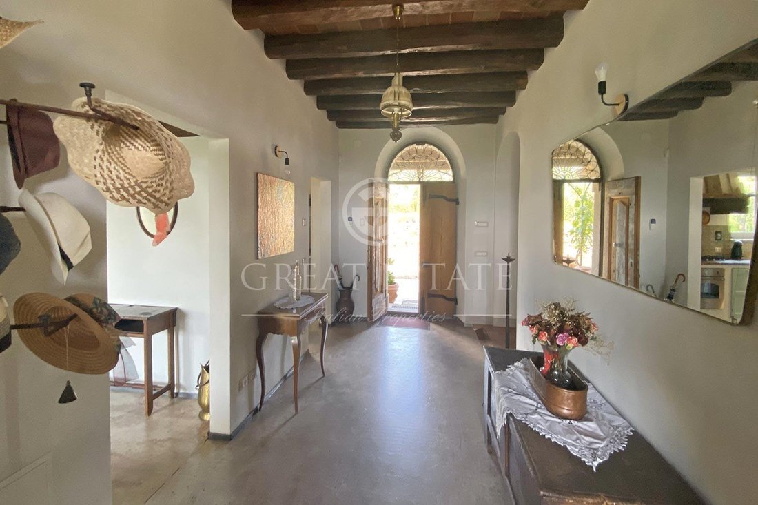 Estate in Center, Cortona, Tuscany 5 - 12969525