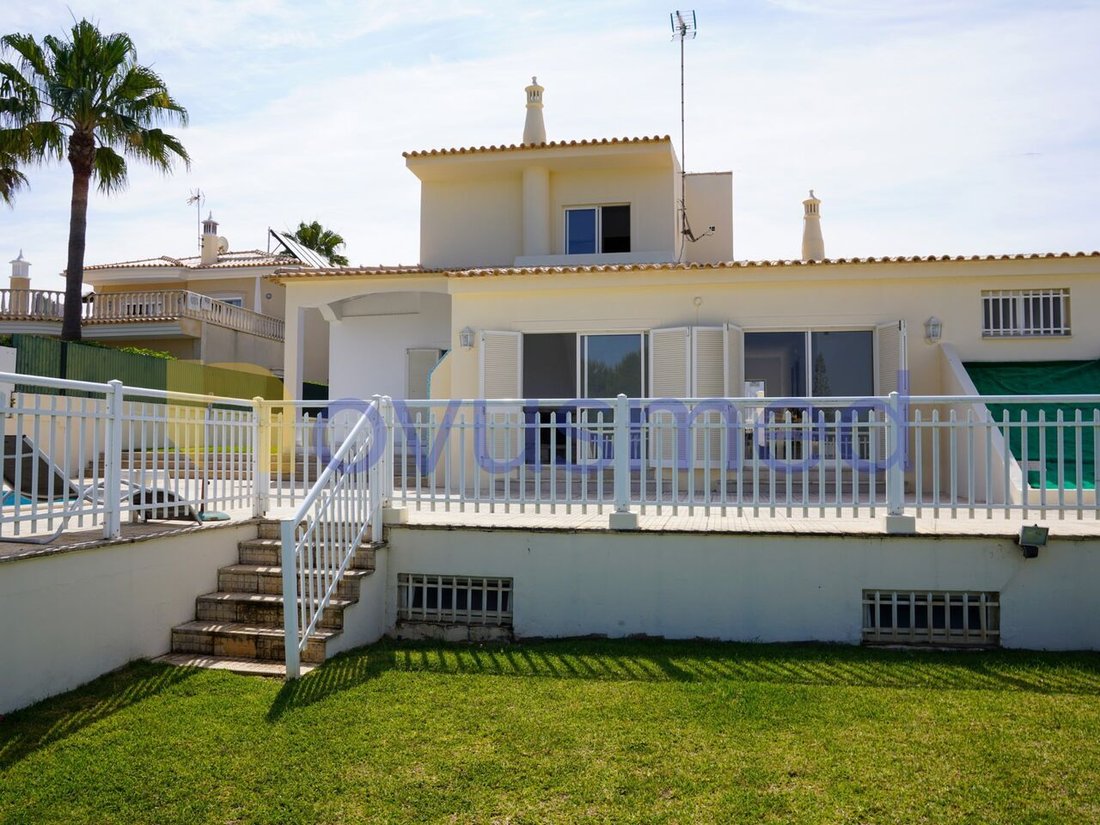 4 Bedroom Villa, Swimming Pool, Sea View, Galé Beach In Guia, Algarve