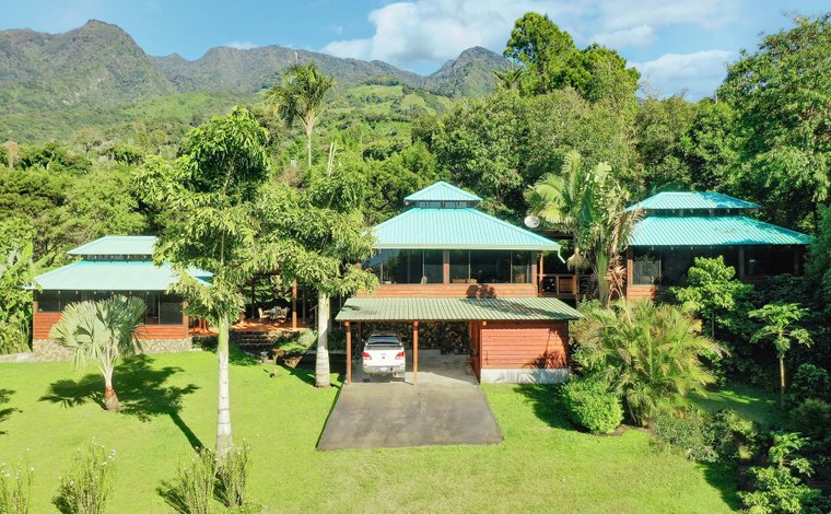 4 Beautiful Acres With House, Pool, & Trout Pond In Volcan Chiriqui,  Volcan, Chiriquí — Point2