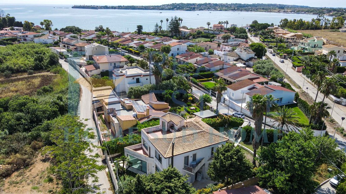 Villa in Neapolis, Fontane Bianche, Sicily 1 - 12971623