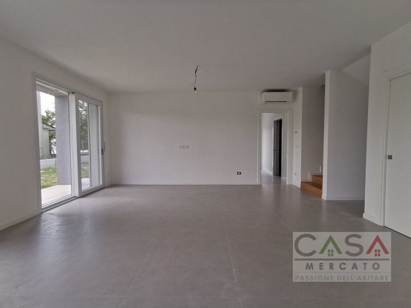 Pordenone Single House In Cordenons, Friuli Venezia Giulia, Italy For